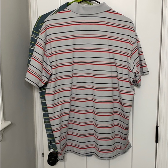 2 Columbia Omni shade polos large - Picture 5 of 6